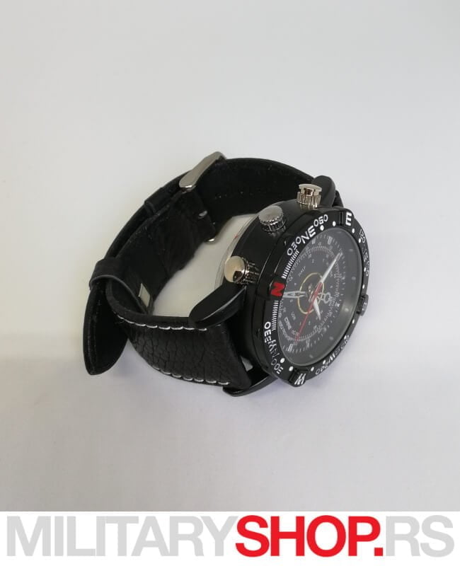 Sat sa skrivenom kamerom 960P