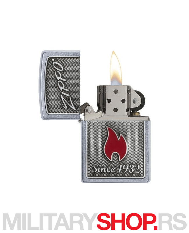 Crveni plamen Zippo upaljač